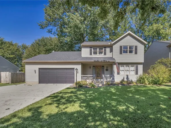 352 Carol Ln, Elyria, OH 44035