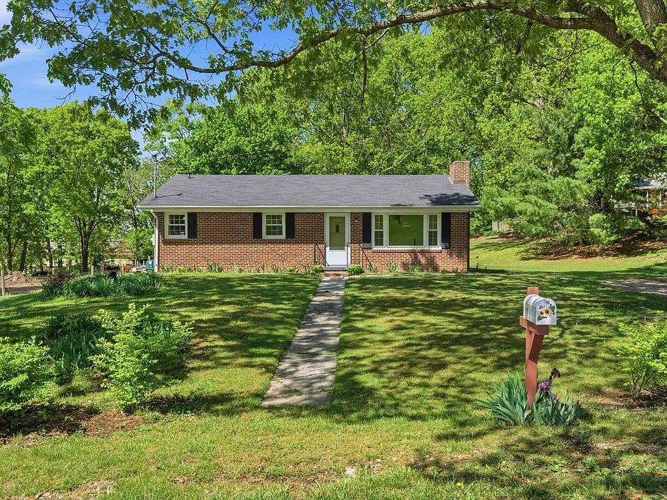 1st image of 1710 Harman Dr