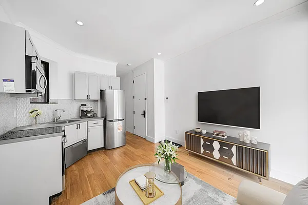 Rented by Vector New York, LLC | media 3