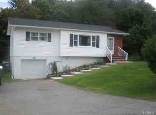 12 Sears Rd, Monroe, NY 10950