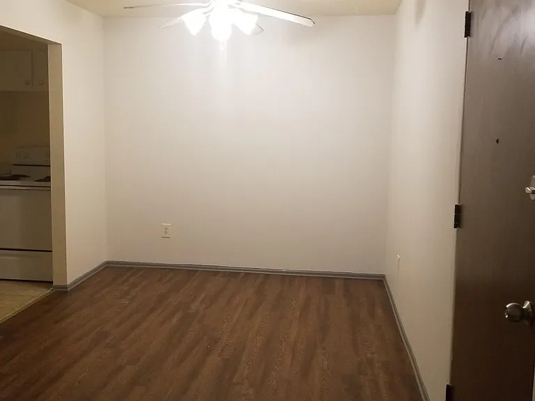 1820 Axtell St #1 — Photo 9