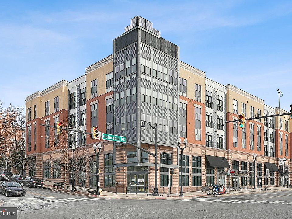 1st image of 989 S Buchanan St Unit 216
