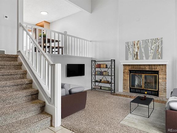 4th image of 693 Delwood Court
