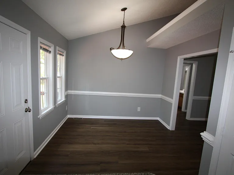 113 Drew Ct — Photo 6
