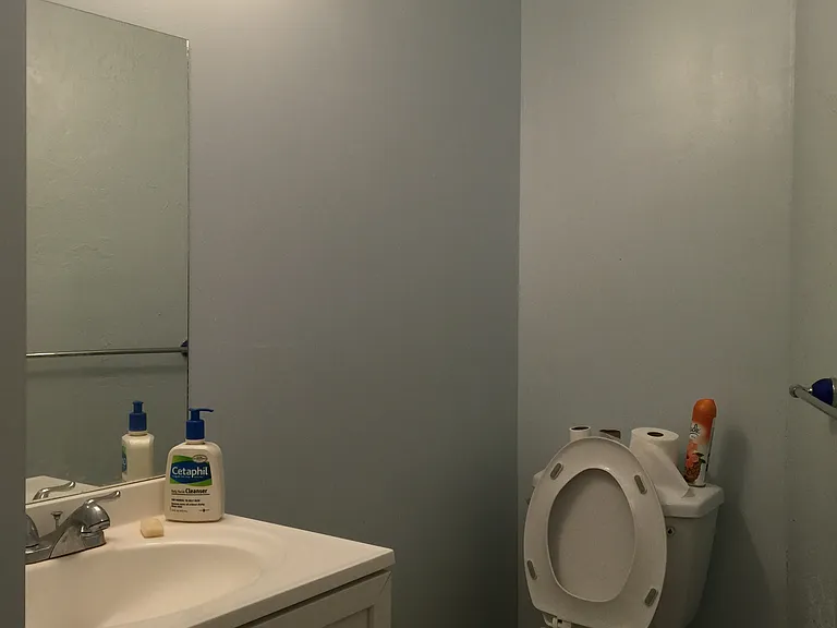 650 Franklin St #2 — Photo 7