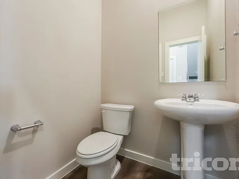 106 Cherwell Ct — Photo 13
