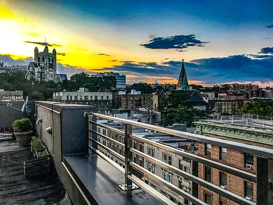 Sold by Douglas Elliman | media 15