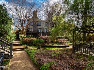 1317 Roxbury Ct, Jackson, MS 39211