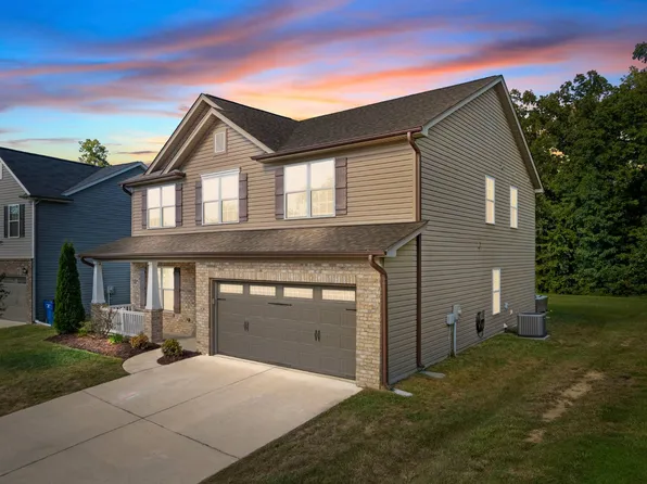 271 Moonstone Ct, Gibsonville, NC 27249