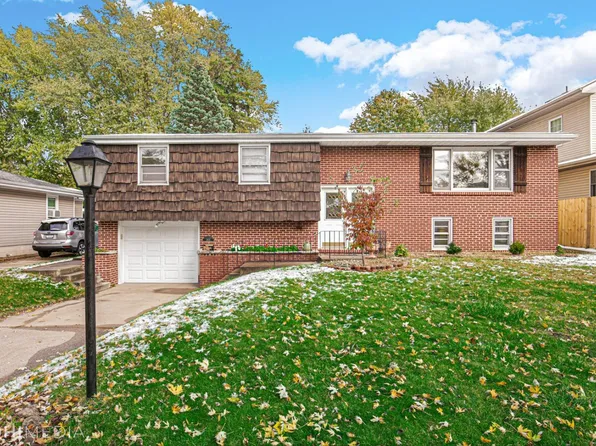 1831 N Rensselaer St, Griffith, IN 46319