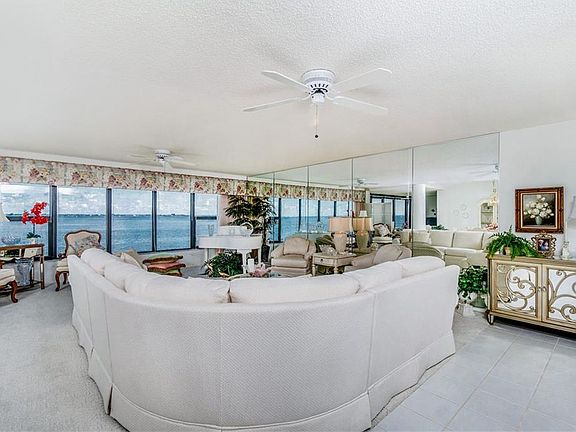 4th image of 1750 Jamaica Way Unit 213