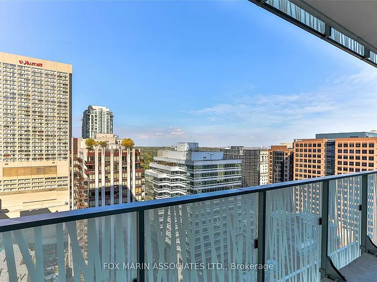 42 Charles St E #2108 — Photo 10