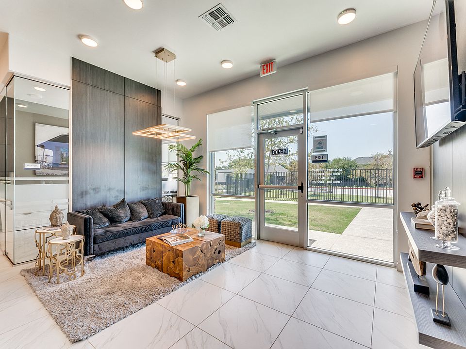 1st image of 550 Exchange Blvd #5207