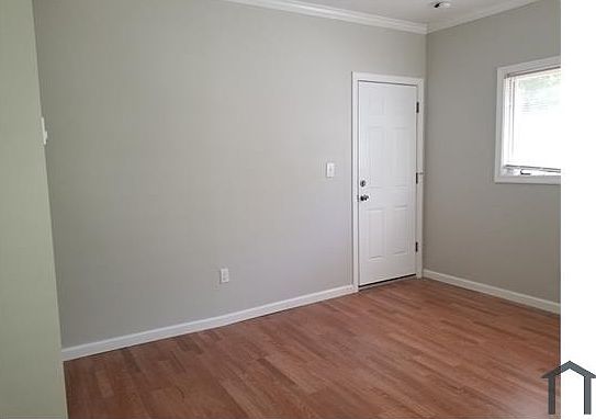 1st image of 738 Savin Ave