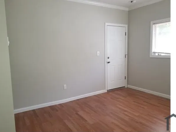 738 Savin Ave, West Haven, CT