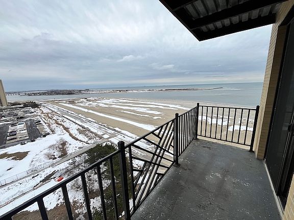4th image of 122 Beach 26th St #1140