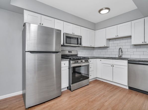 909-913 Plainfield Rd #2