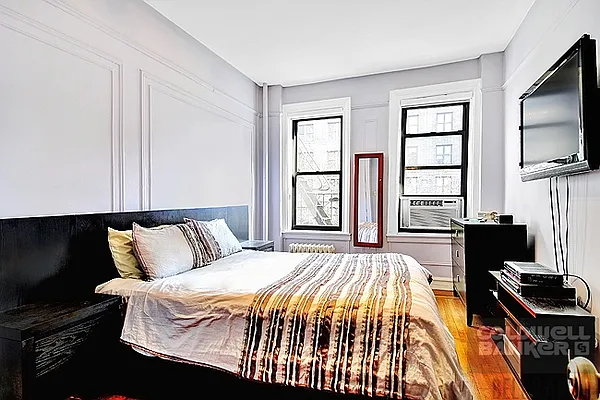 Sold by Bellmarc Realty | media 4