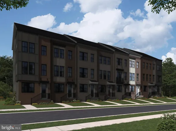 2668 River Birch Rd, Herndon, VA 20171