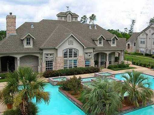 3rd image of 350 Emerald Forest Blvd #3