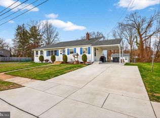 64 W Stephen Dr, Newark, DE 19713