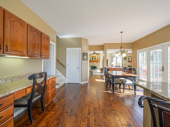 5th image of 16846 Westglen Farms Dr