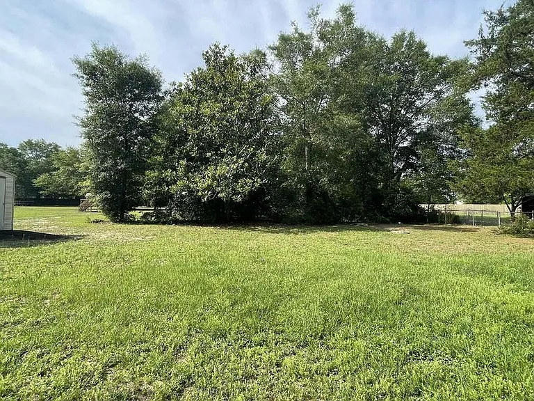 170 Sidney Ave — Photo 32