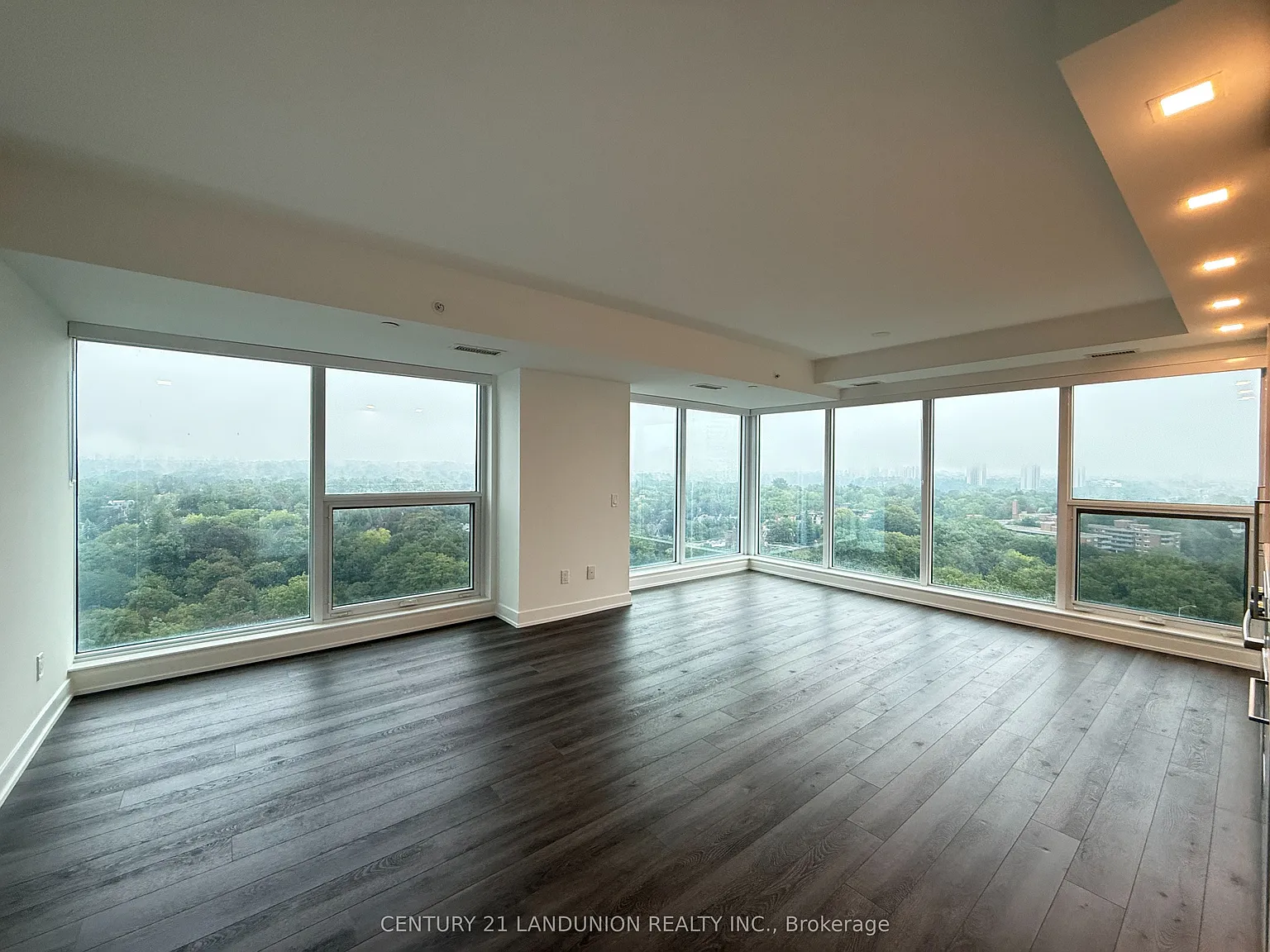 2 bed, $3,600 — Photo 3