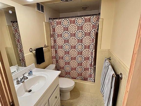 5th image of 3 Abbott Ln