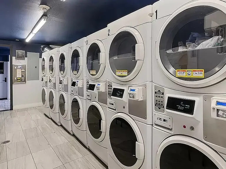 10 Lexington Ave #5G — Photo 9