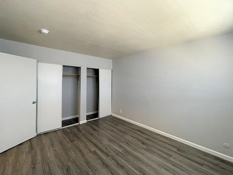 Lincoln Courtyards at 531 Glendora Avenue — Photo 32