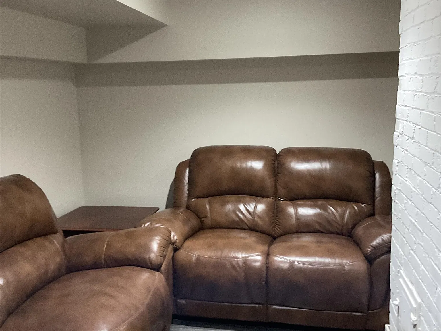 3 bed, 1222 sqft, $3,295 — Photo 2