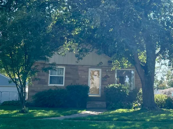 13699 Rosedale St, Southgate, MI 48195