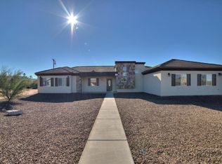 6631 E Heather Dr, Mesa, AZ 85215