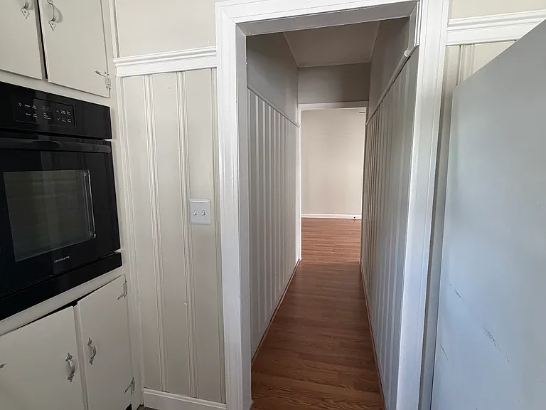 35 Catherine St #1 — Photo 22