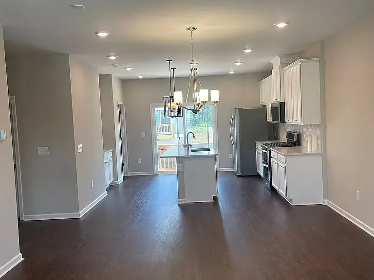 207 Adobe Pl — Photo 16