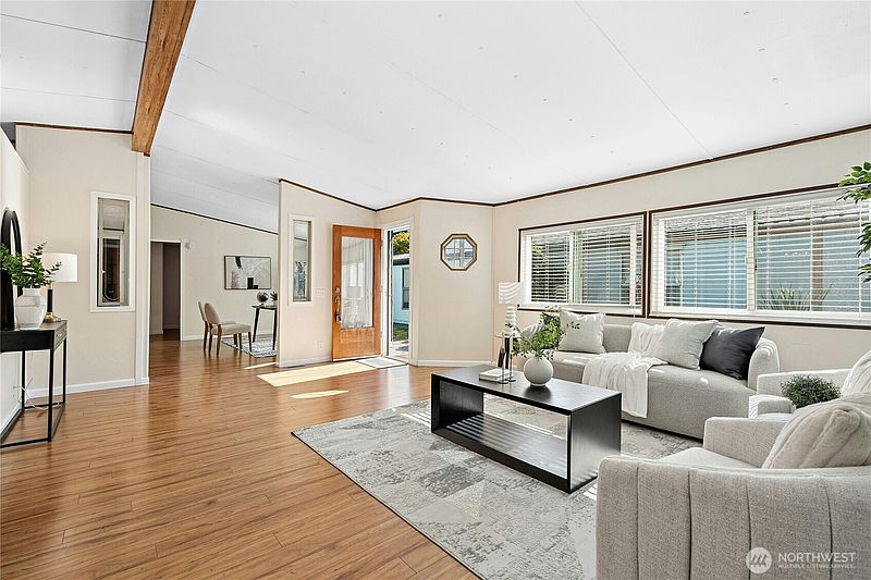 5th image of 375 Union Ave SE #172