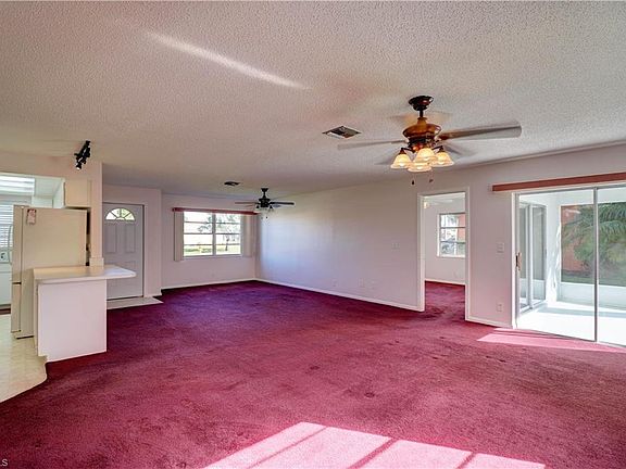 4th image of 2122 SE 14th St