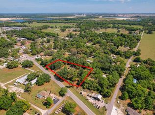 907 S Us Highway 301, Sumterville, FL 33585