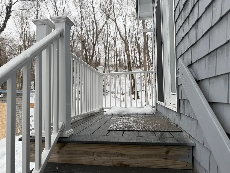 176 Court St #7 — Photo 3