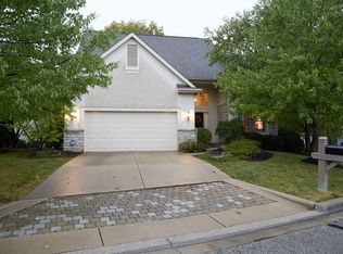 10418 Cambridge Pl, Powell, OH