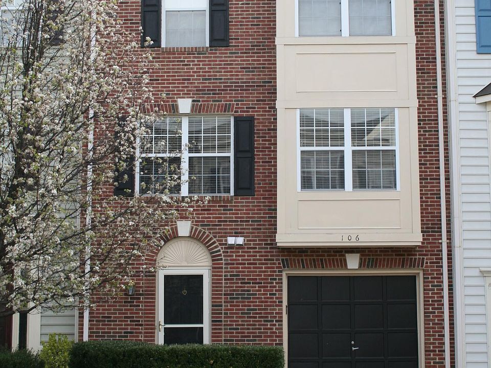1st image of 106 Park Brook Ct