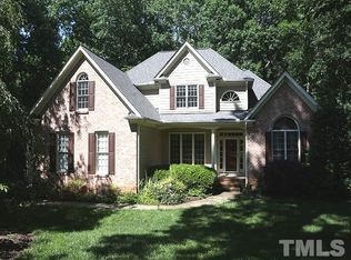 7416 Lakefall Dr, Wake Forest, NC 27587