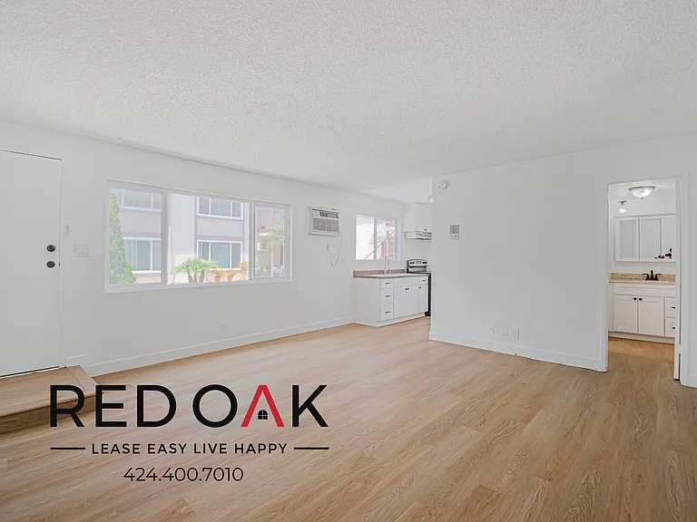 11051 Barnwall St #4 — Photo 1