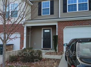 545 Song Sparrow Ln, Greensboro, NC 27409