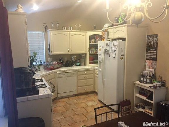 4th image of 9561 N Driftwood Ave