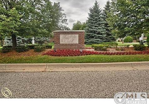 Subdivision Entrance.jpg