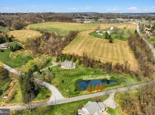 101 Fairfax Dr, York, PA