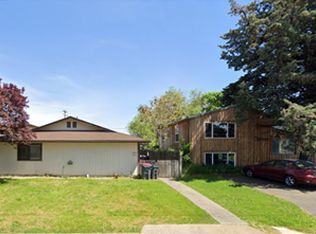 1008 Niantic St, Medford, OR 97501