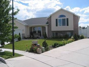 1st image of 4869 Dell Wood Ct